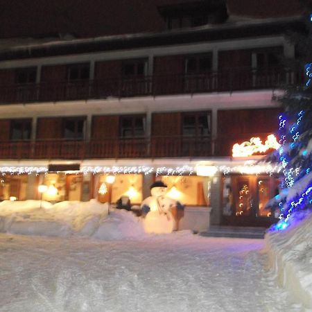 Hotel Les Mottets 오수아 외부 사진