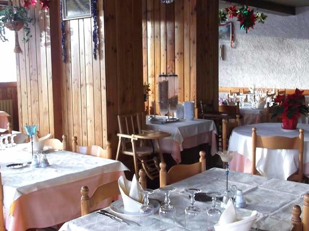 Hotel Les Mottets 오수아 외부 사진